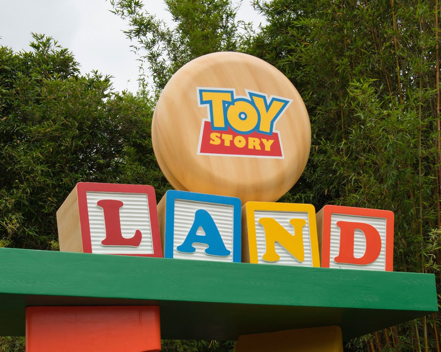 disney magic kingdom toy story